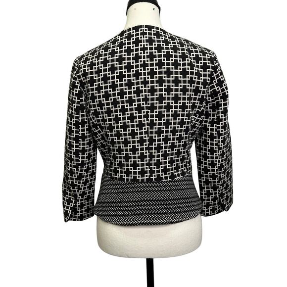 BLACK Saks Fifth Avenue Geometric Print Jacket - Size 4 - Picture 4 of 11